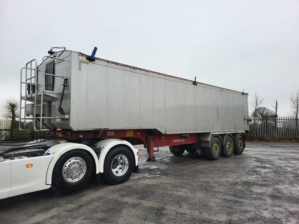 2014 Fruehauf Bulk Alloy Tipping Trailer - Image 1