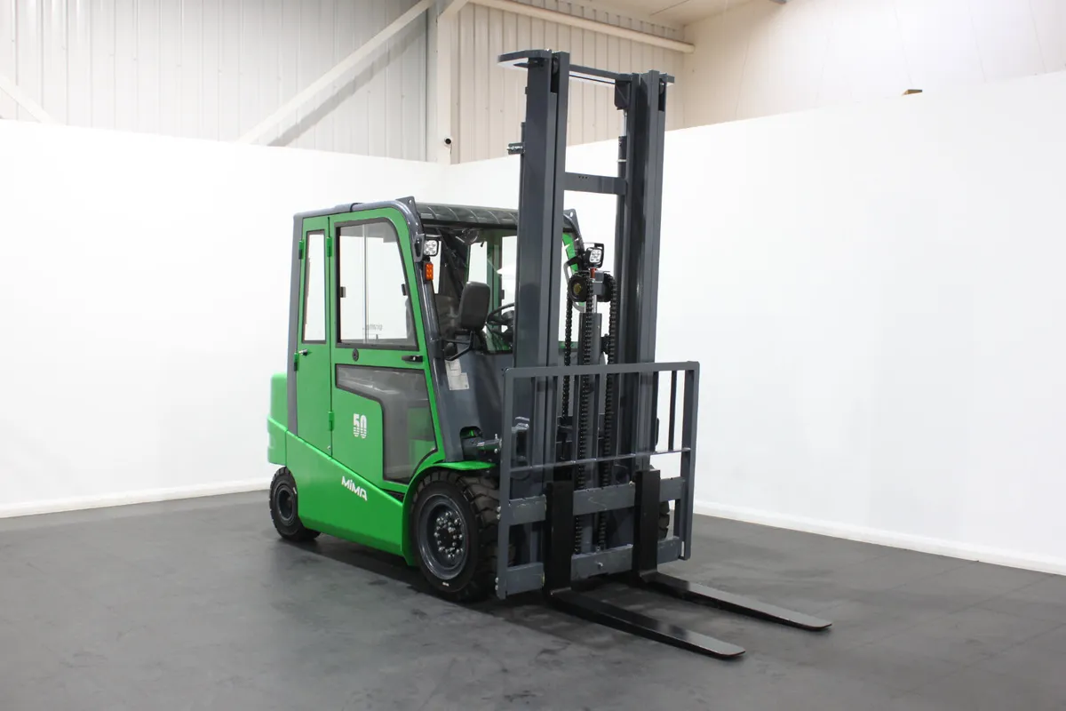 MiMA MK50 Lithium 5 Ton Counter Balance Forklift - Image 1