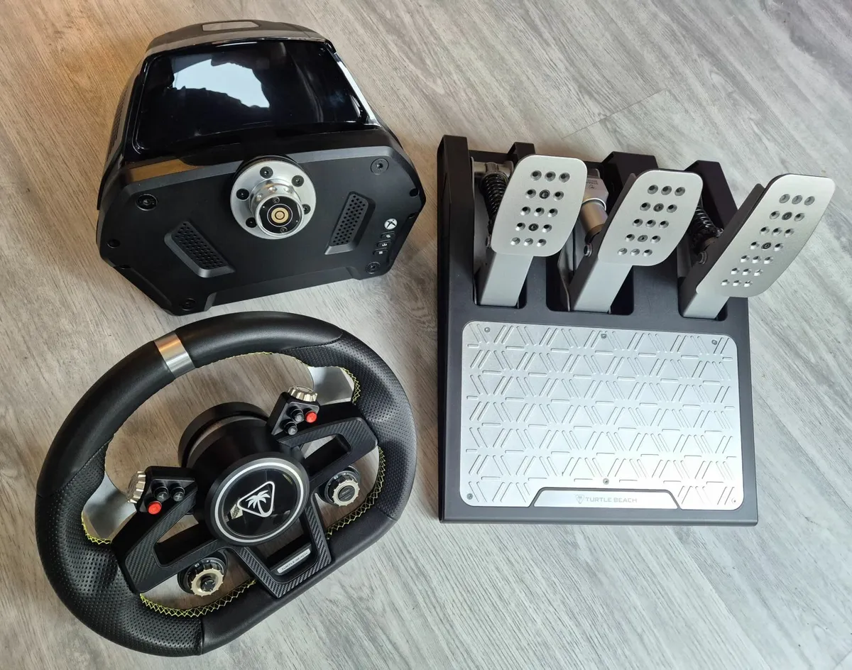 Gaming wheel - Image 1