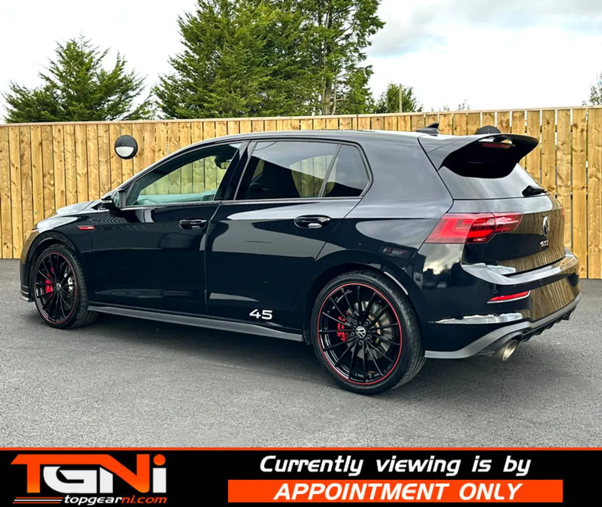 Nov 2021 Volkswagen Golf 2.0 TSI 300 GTI Clubsport - Image 2