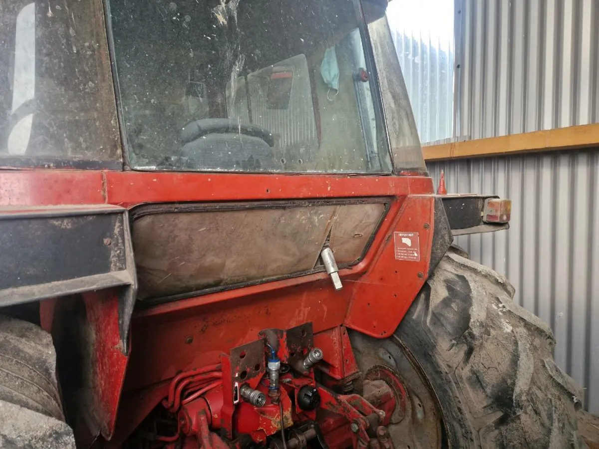 International 885xl - Image 2