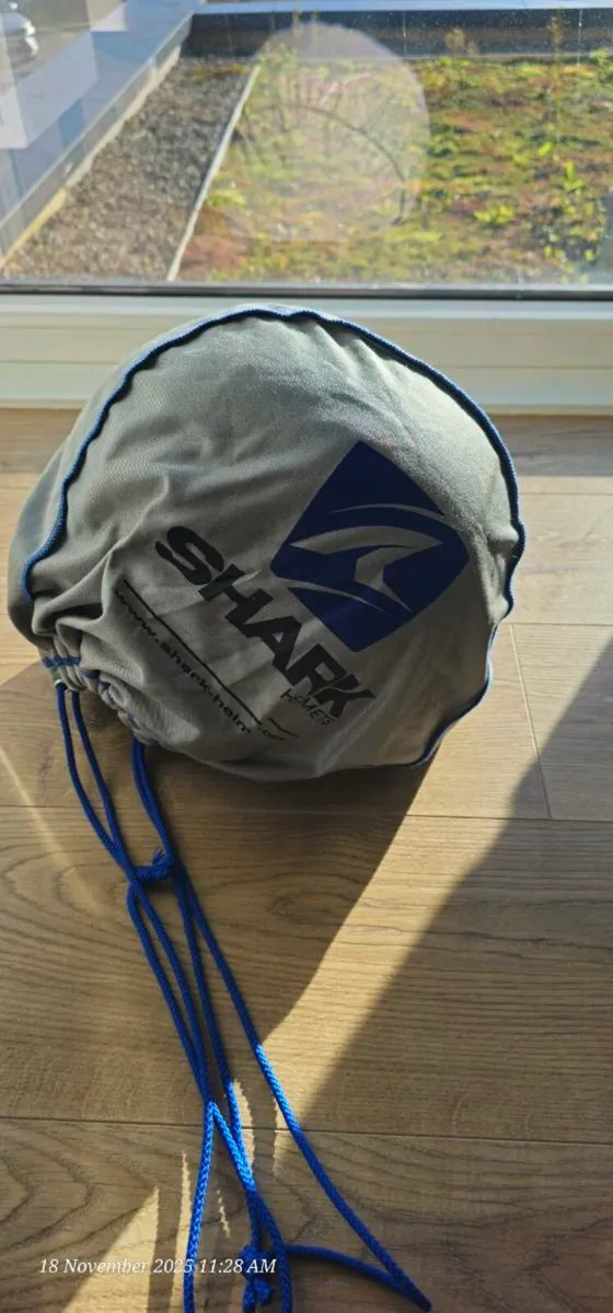 Used leather pants, helmets - Image 3