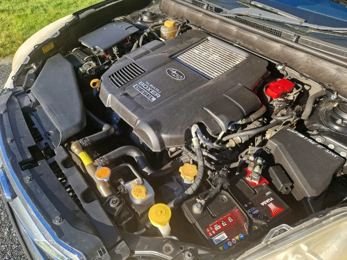 Subaru legacy 4x4 2.0 diesel - Image 2