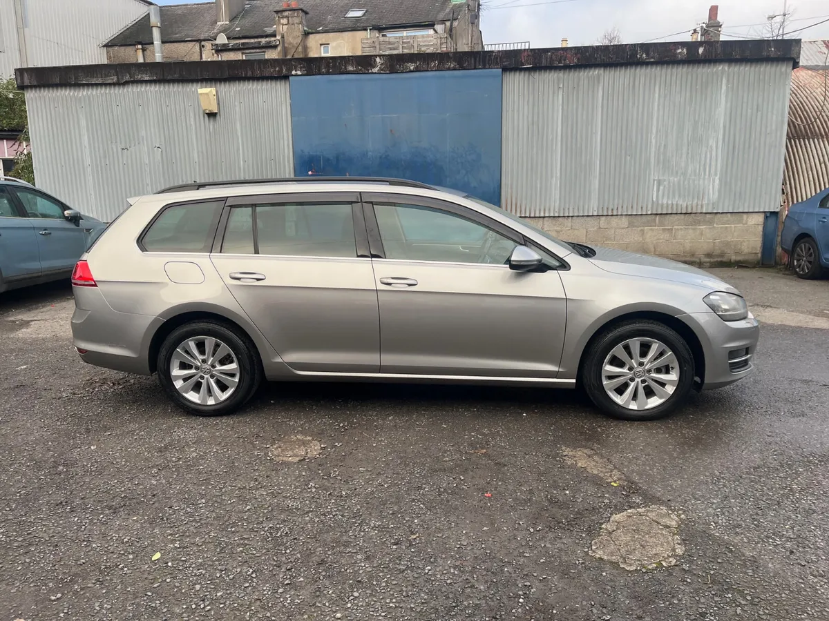 2014 VW GOLF ESTATE, COMFORTLINE, REVERSE CAMERA - Image 2