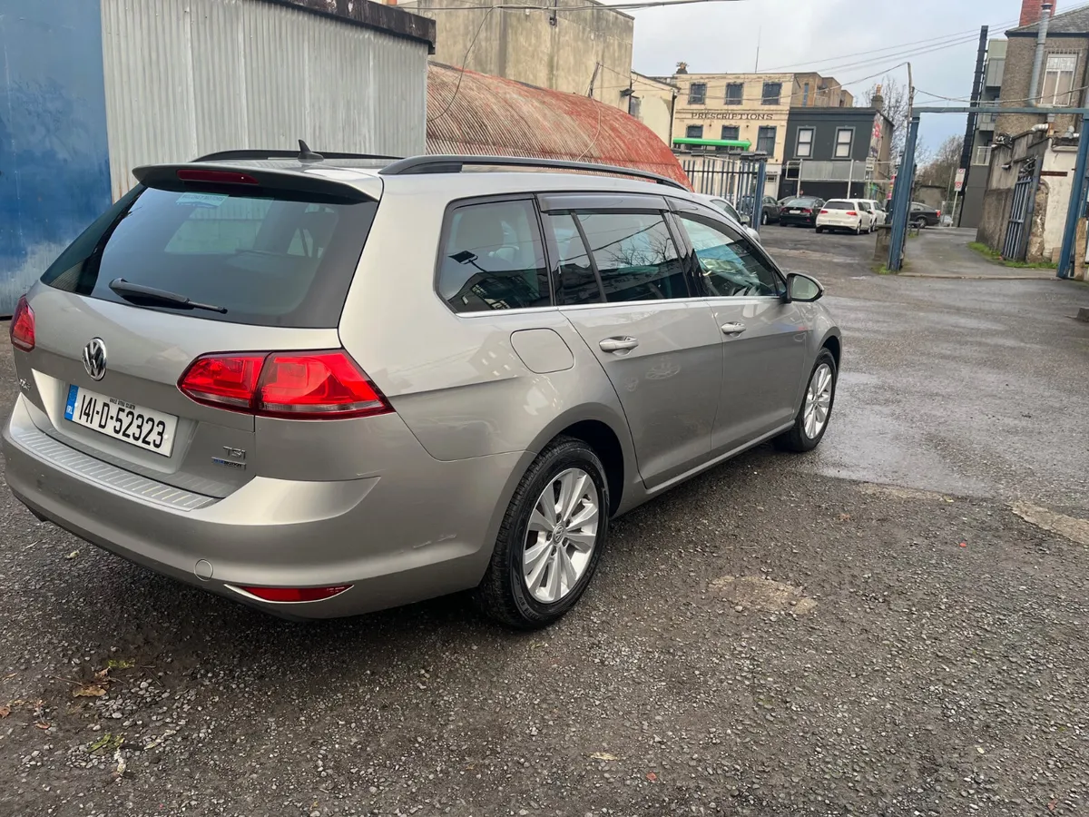 2014 VW GOLF ESTATE, COMFORTLINE, REVERSE CAMERA - Image 3
