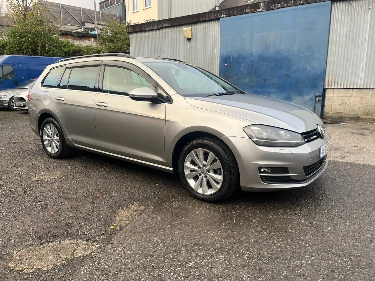 2014 VW GOLF ESTATE, COMFORTLINE, REVERSE CAMERA - Image 1