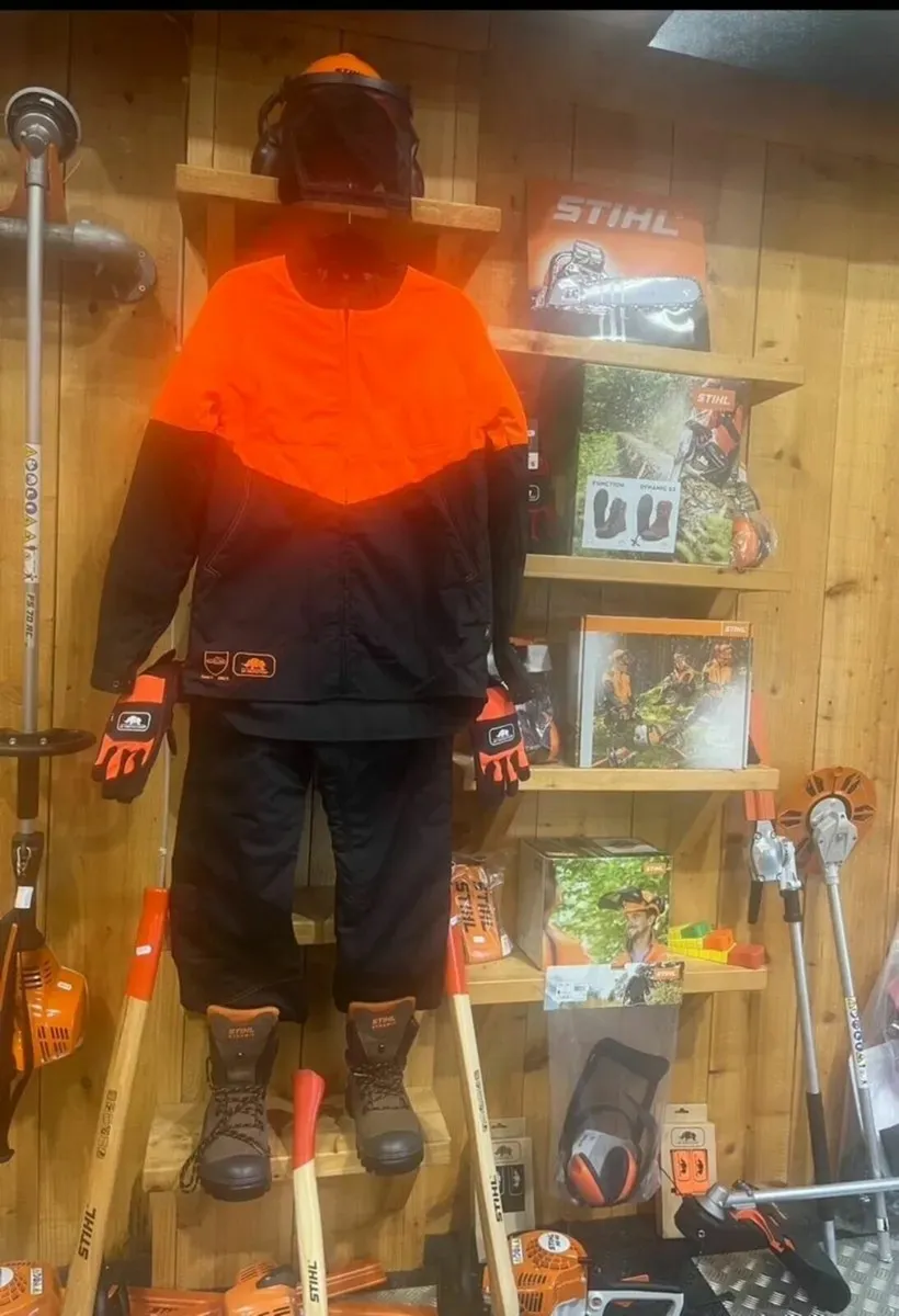 Chainsaw Personal Protective Equipment - Image 2