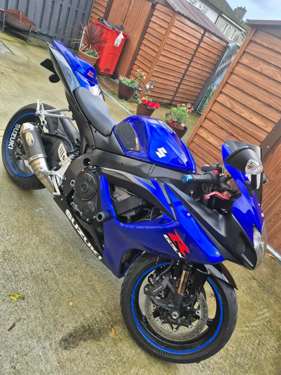 Gsxr 750 - Image 1