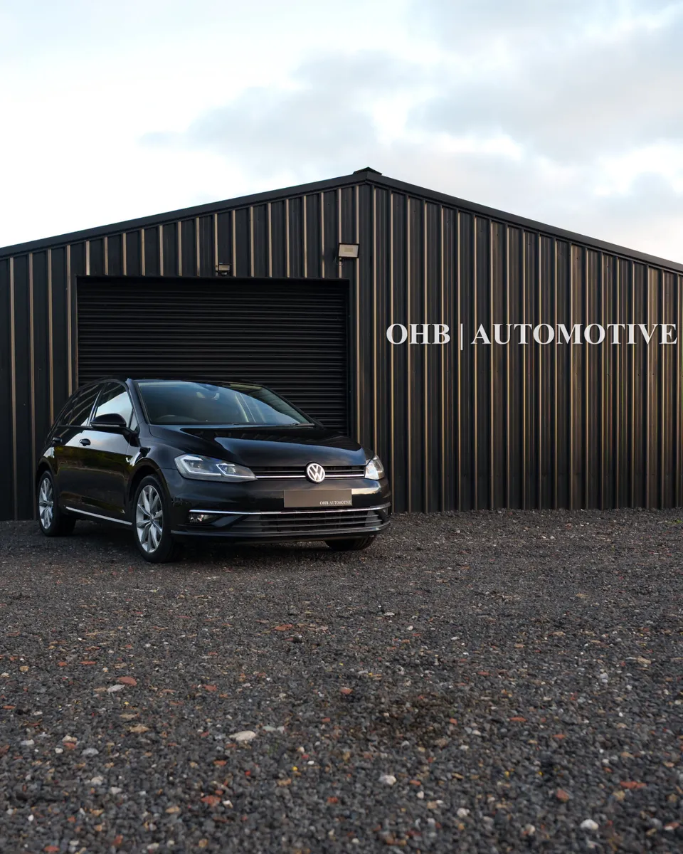 Volkswagen Golf Comfortline 1.2 - Image 1