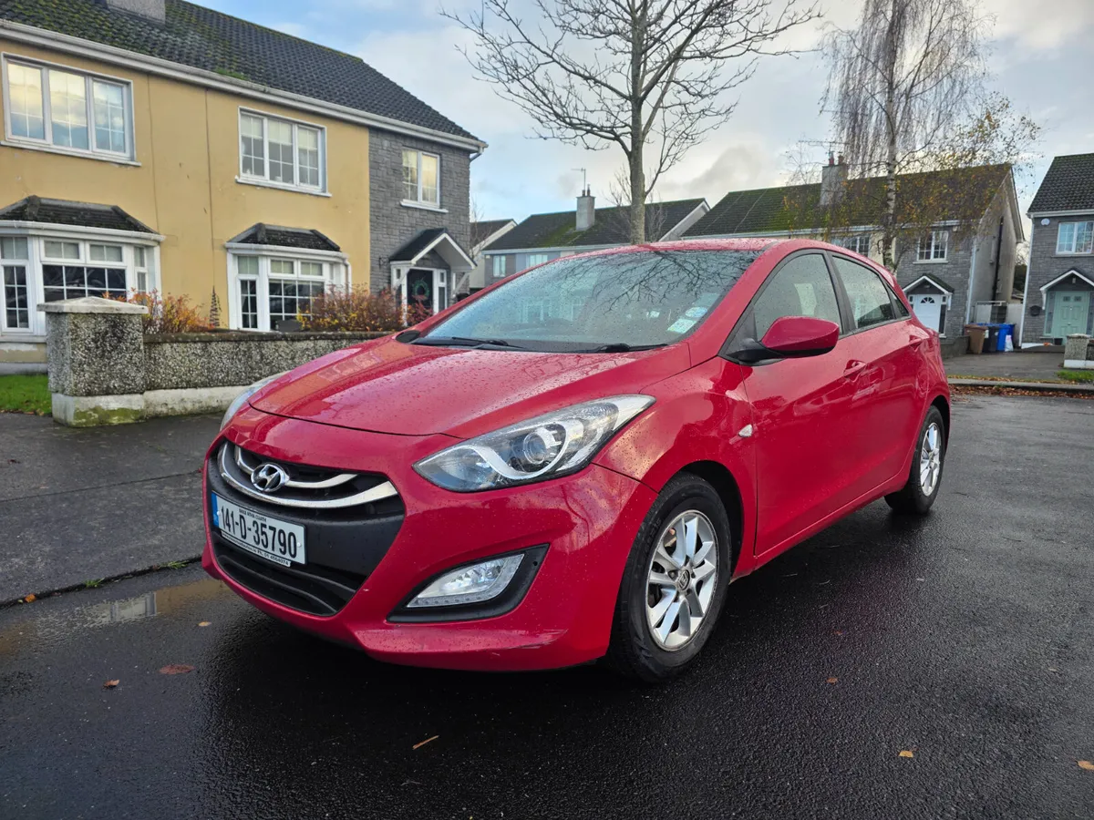 Hyundai i30  ( NCT and TAX ) automatic ! - Image 2