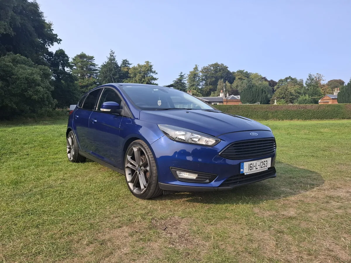 2016 Ford focus 1.5 titanium - Image 2
