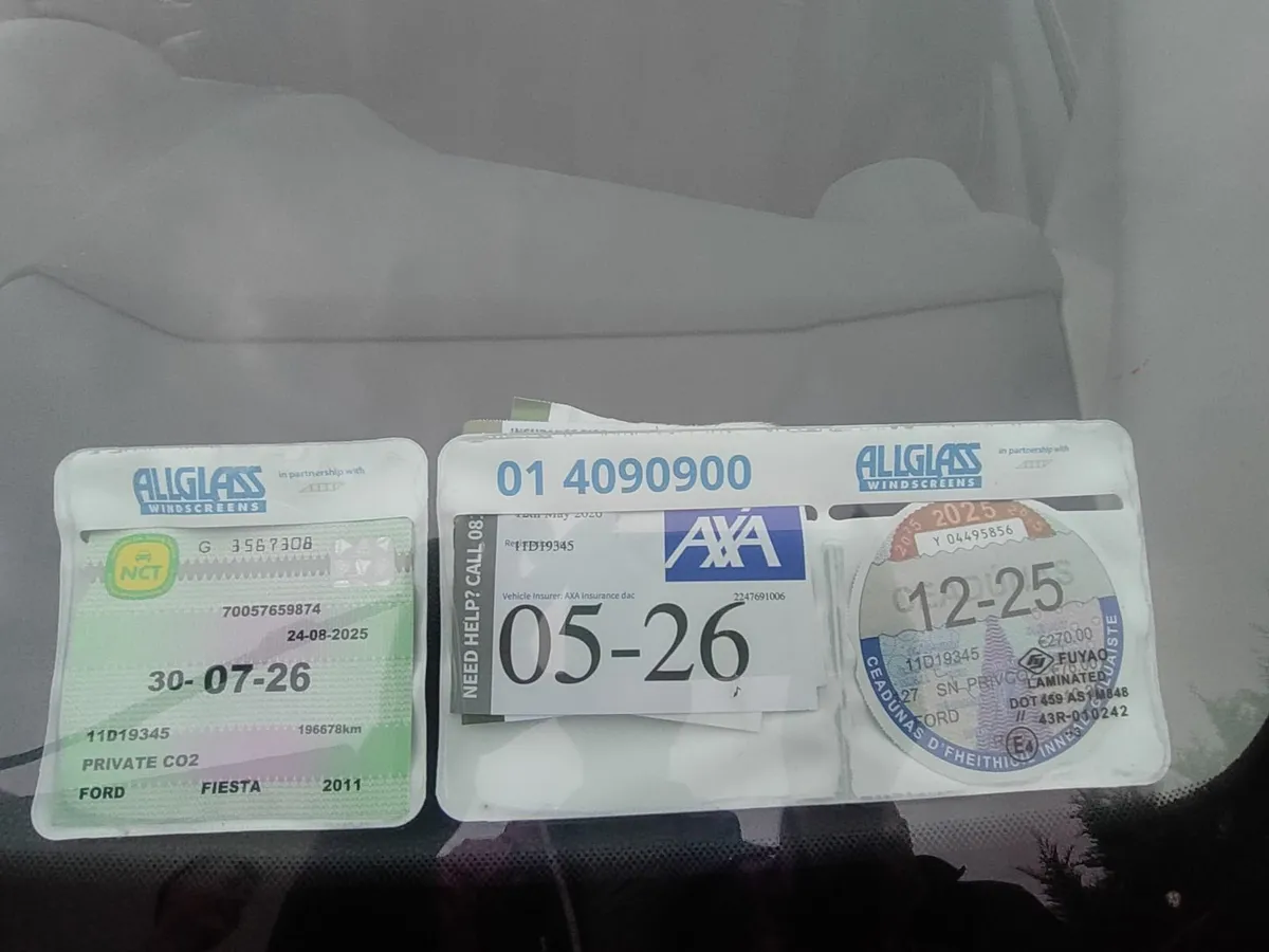 Ford Fiesta 2011 - Image 2