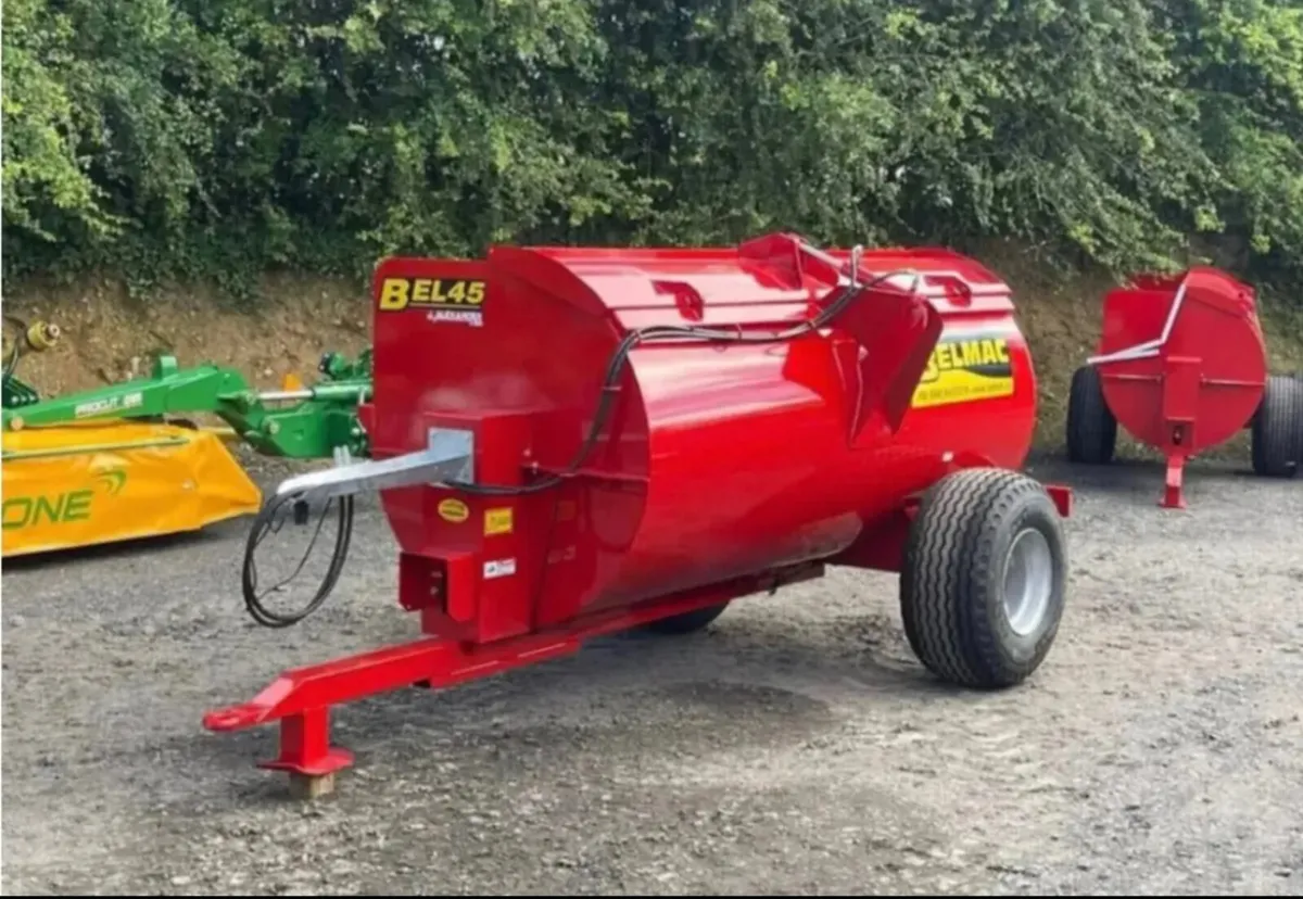 MANURE ROTOSPREADER DUNG SPREADER BELMAC 4.5 - Image 1