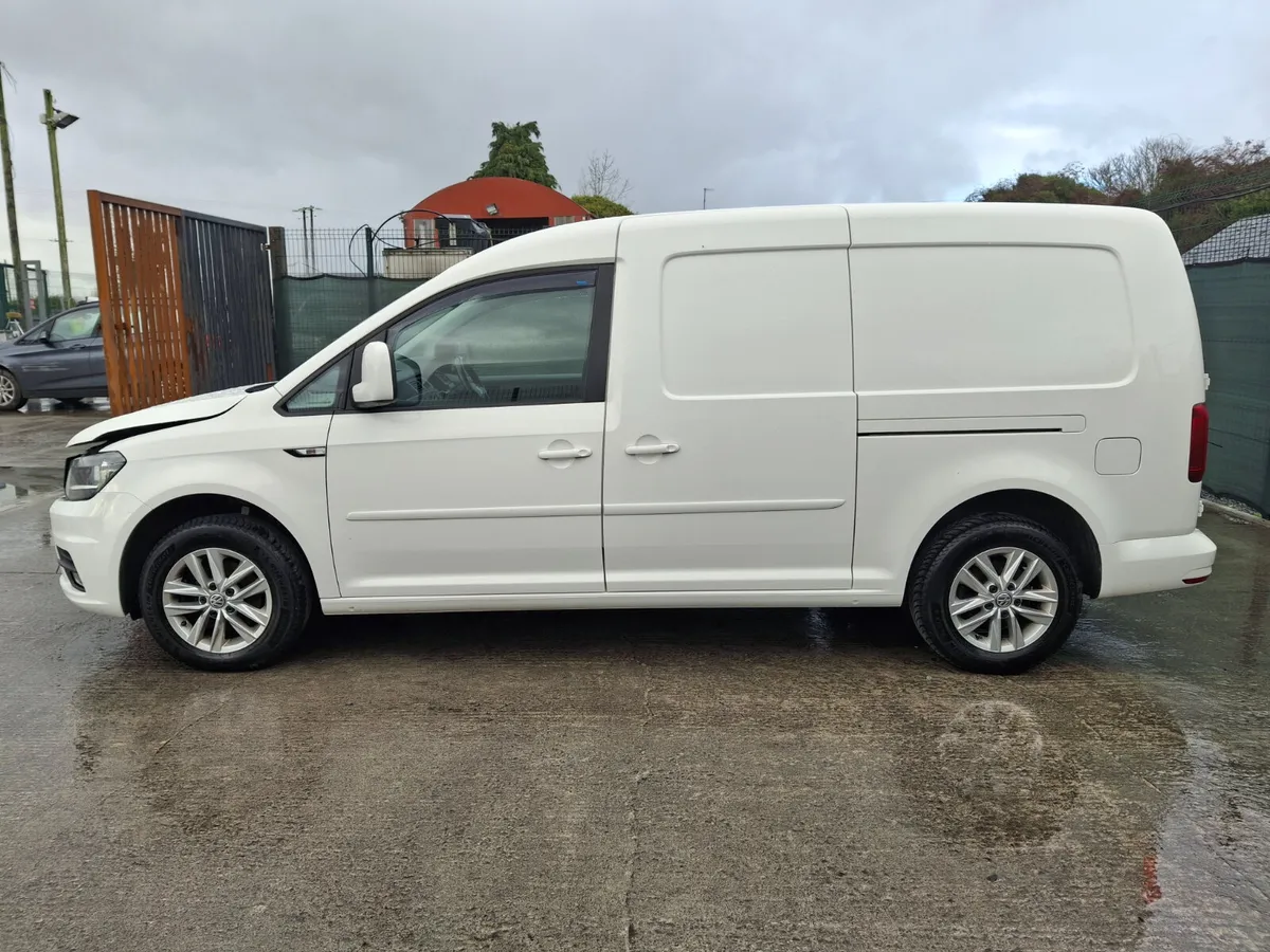 *192 Volkswagen Caddy  Highline  2.0 TDI - Image 4