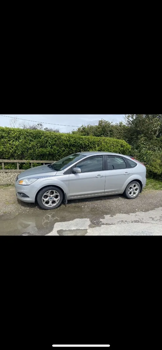 Ford Focus 2010 - Image 1
