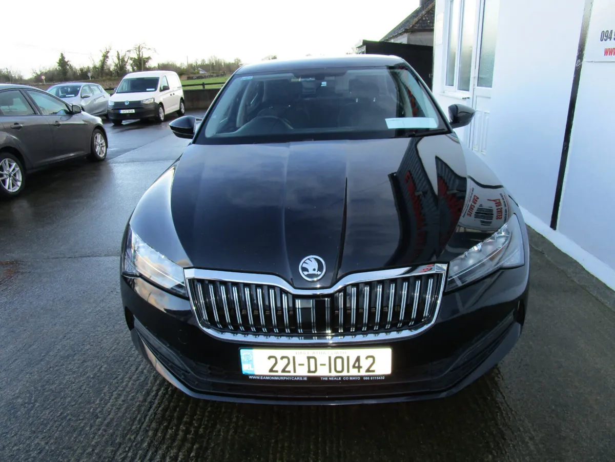 Skoda Superb 2022 - Image 2