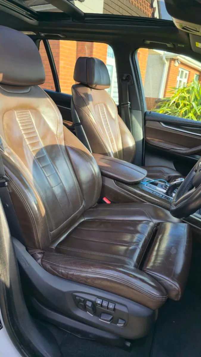 BMW X5, 3 L DIESEL, 7 SEATER, PANORAMIC ROOF - Image 2