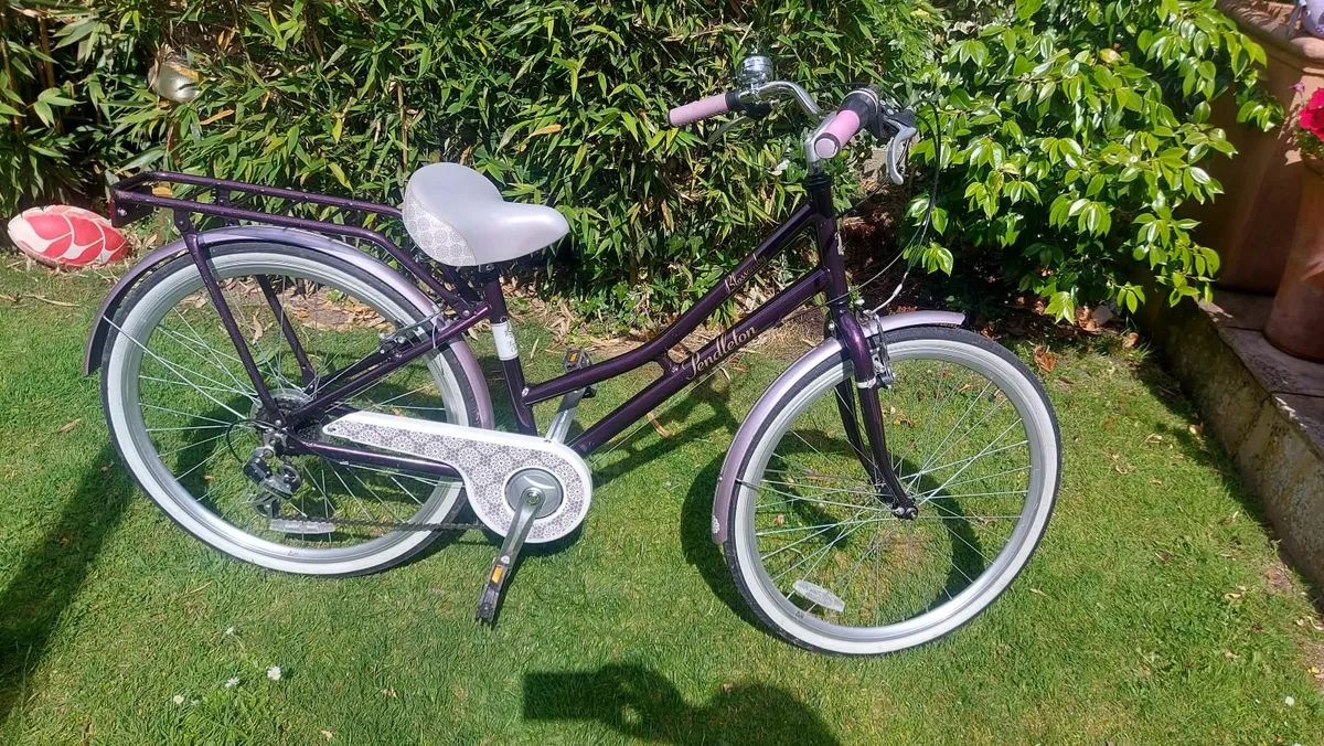 Girl's Bike - Image 3