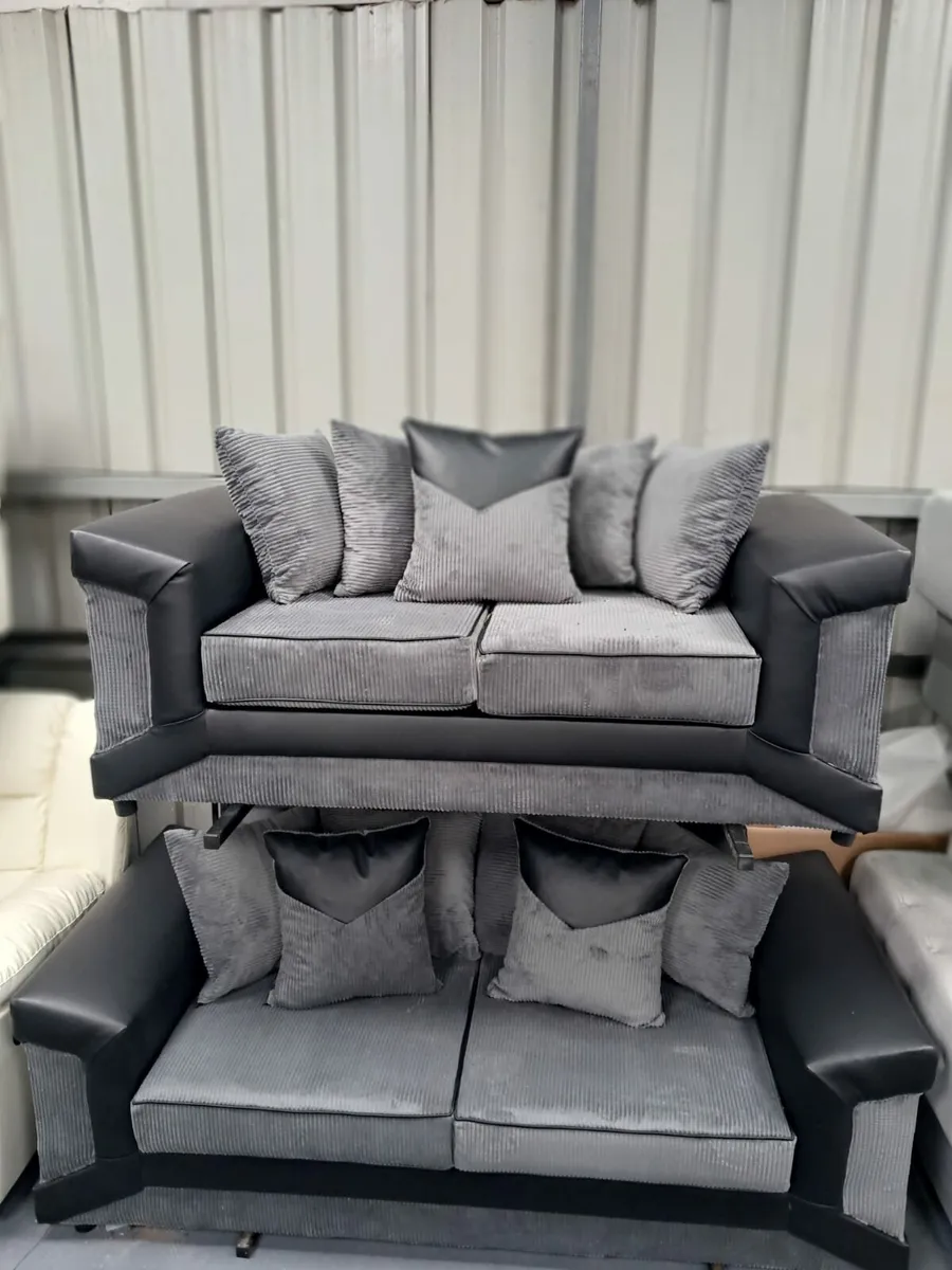 Dino 3+2 set - Image 1