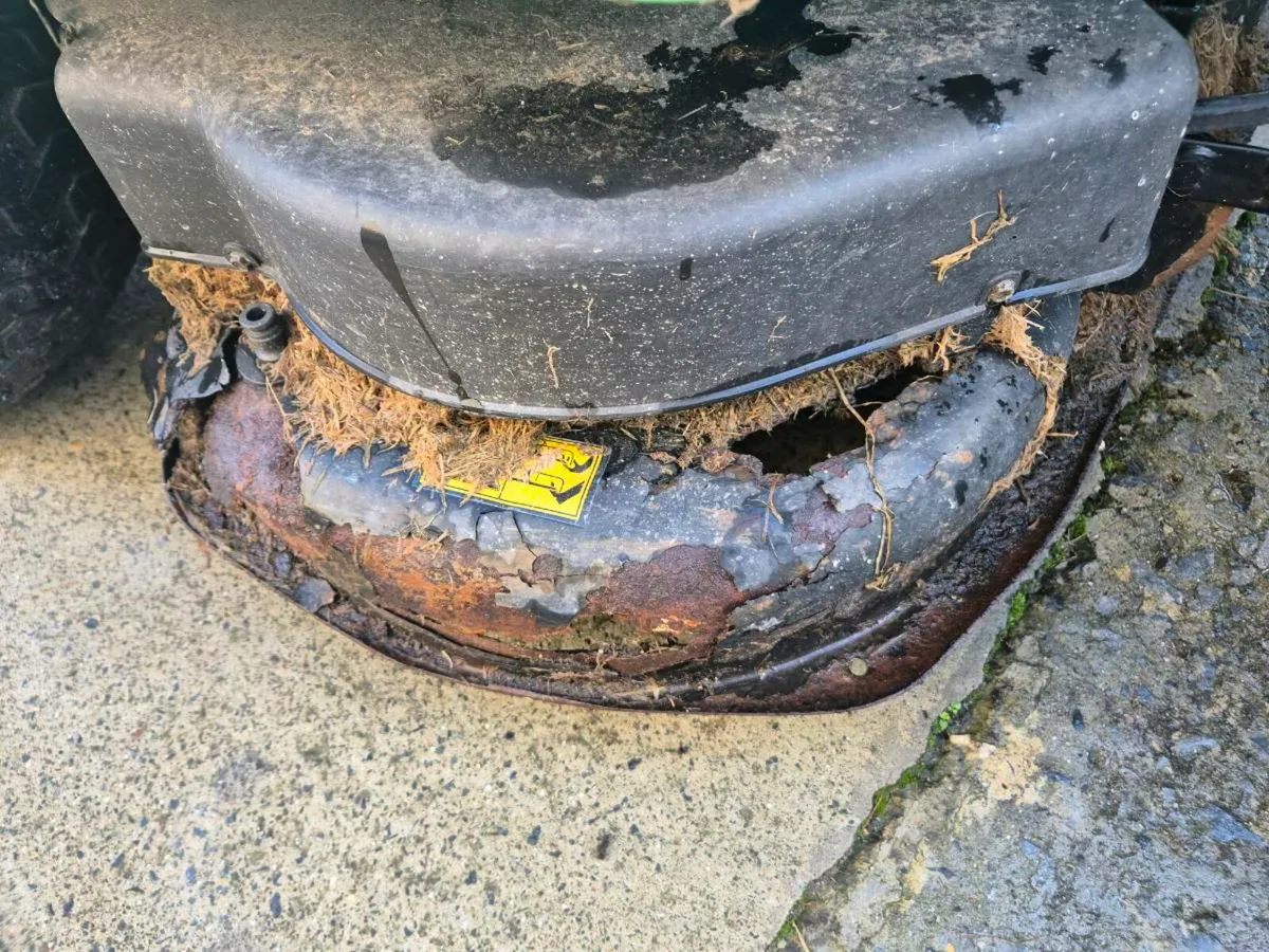 Culb garden Ride mower - Image 2