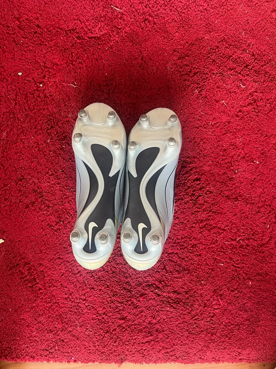 Nike Mercurial Vapor II SG football boots size 9.5 - Image 3