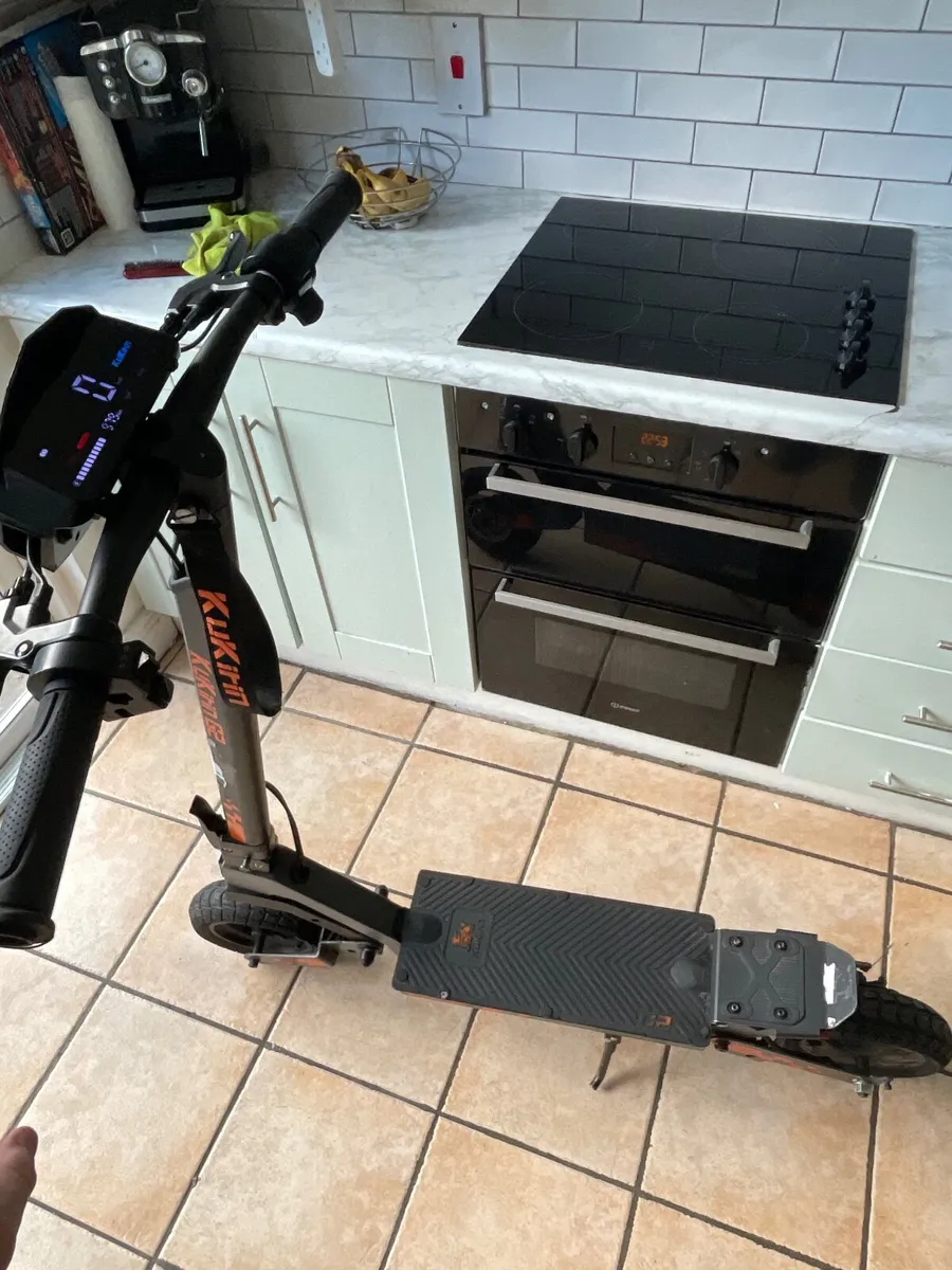E scooter - Image 4
