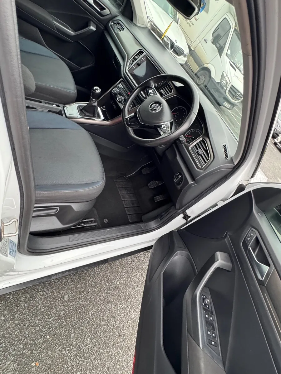 Volkswagen T-Roc 2018 - Image 4