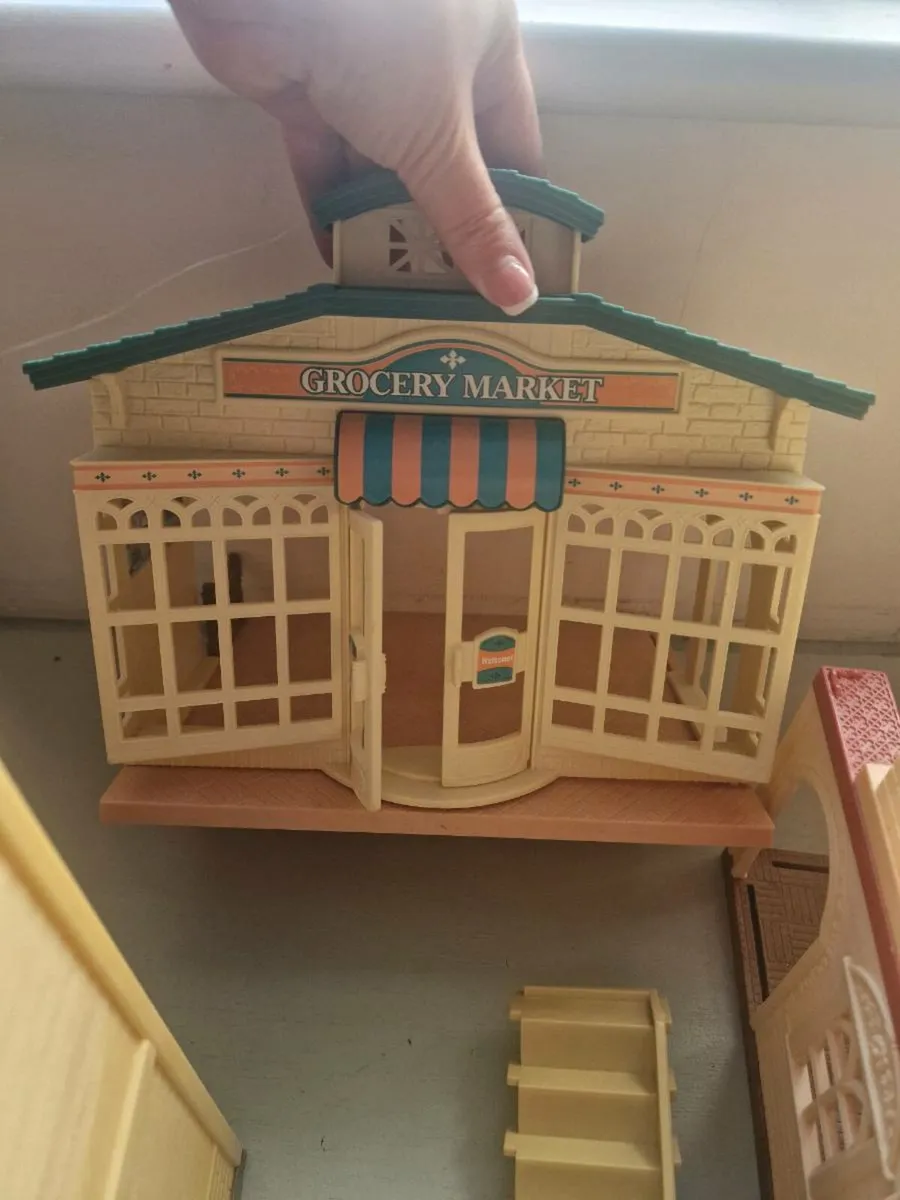 Sulvnian family's - Image 4