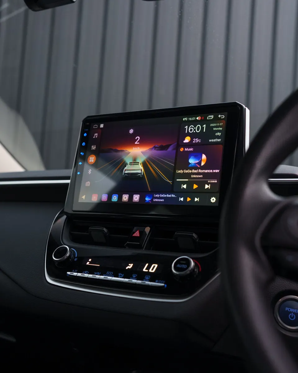 Toyota Corolla Hybrid - Image 4