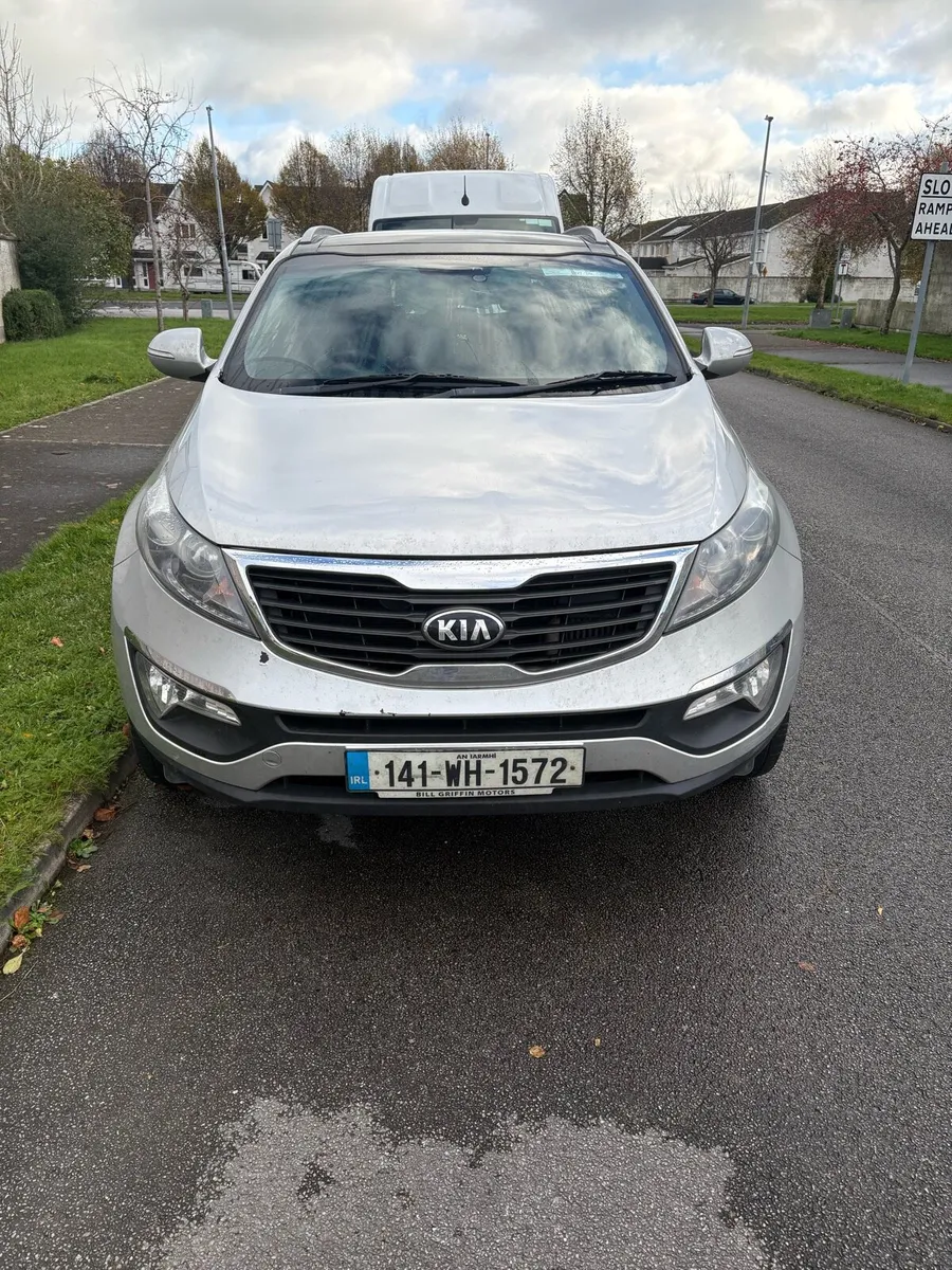 141 Kia Sportage 1.7 Taxed & NCT 2026 - Image 2
