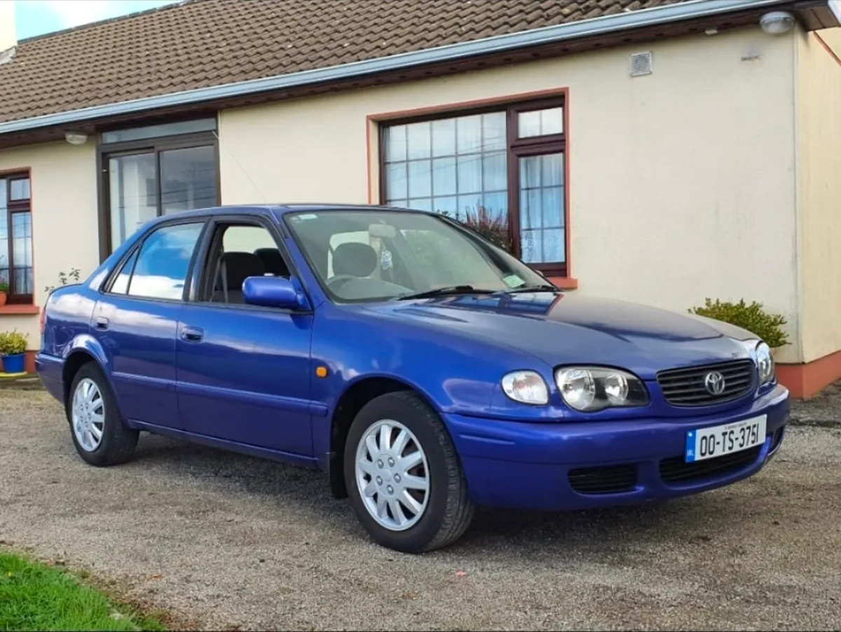 WANTED Toyota Corolla's E10 E11 Hatchback Saloon - Image 4