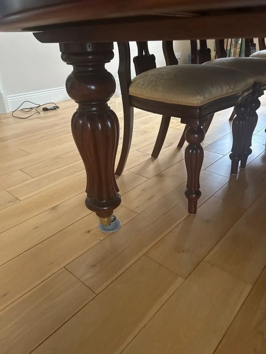 Mahogany Extendable Dining D-table - Image 4