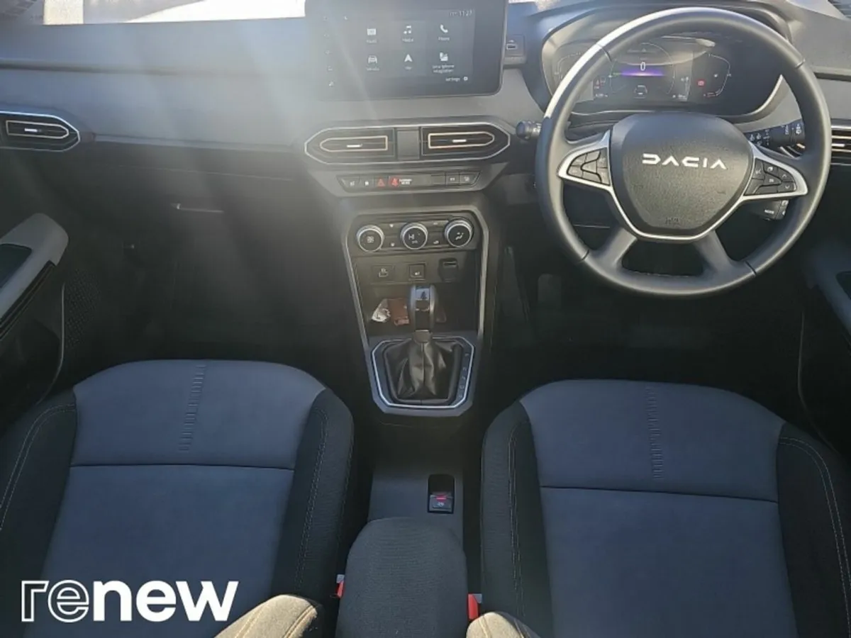 Dacia Jogger *HEV / HYBRID* EXTREME 1.6 145 BHP AU - Image 2