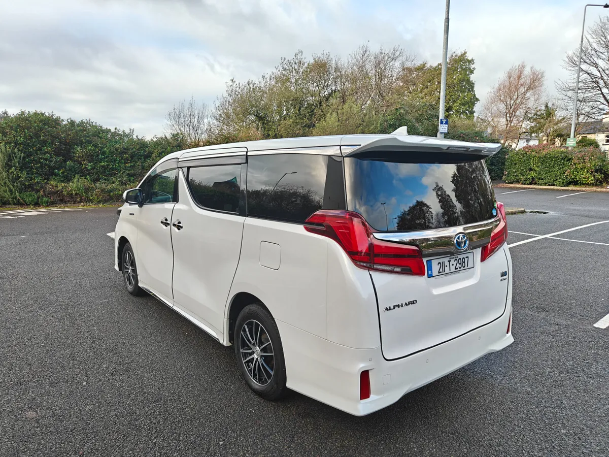 211 Toyota Alphard Automatic - Image 4