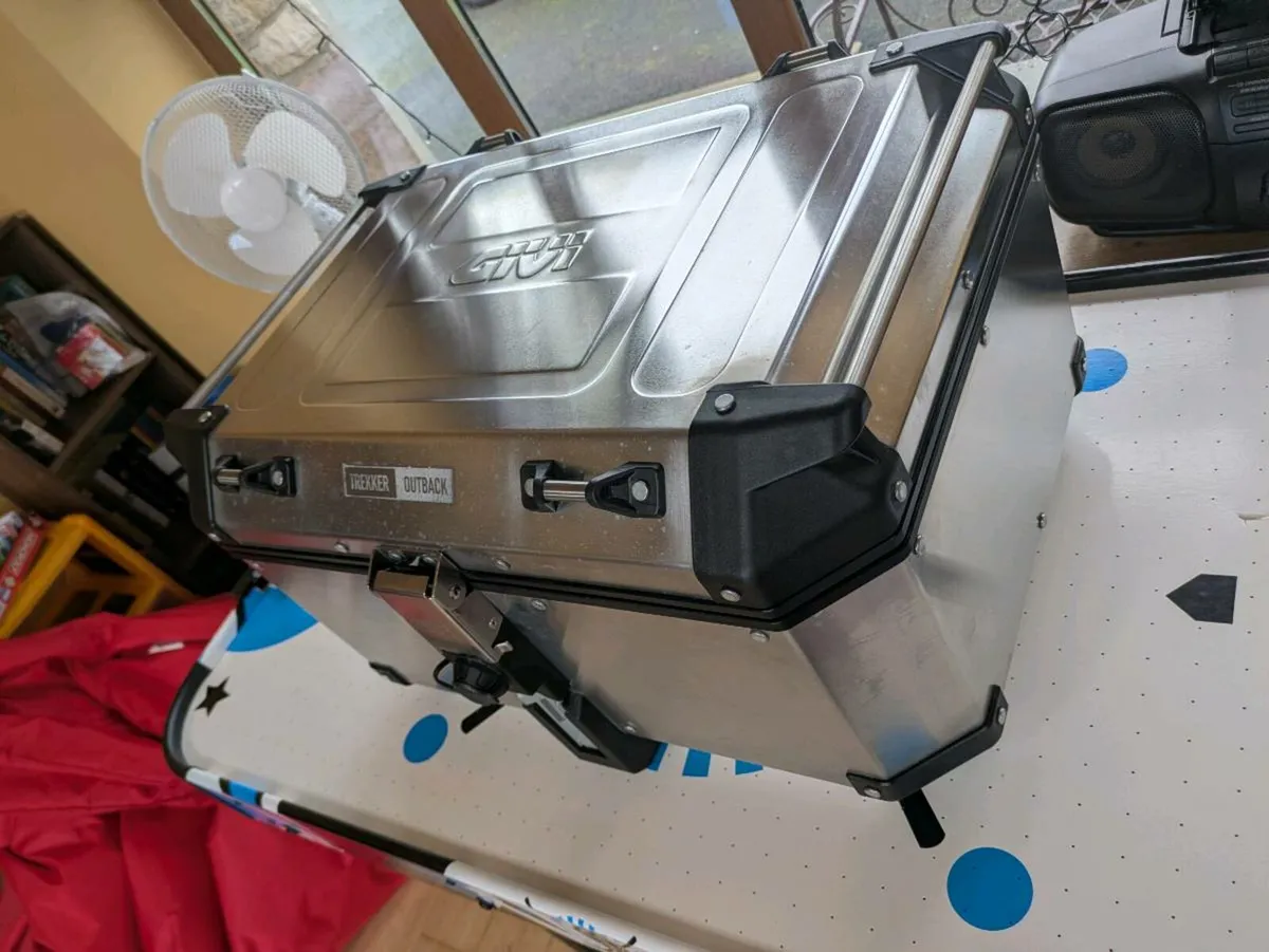 Givi Trekker Outback 58L - Image 2