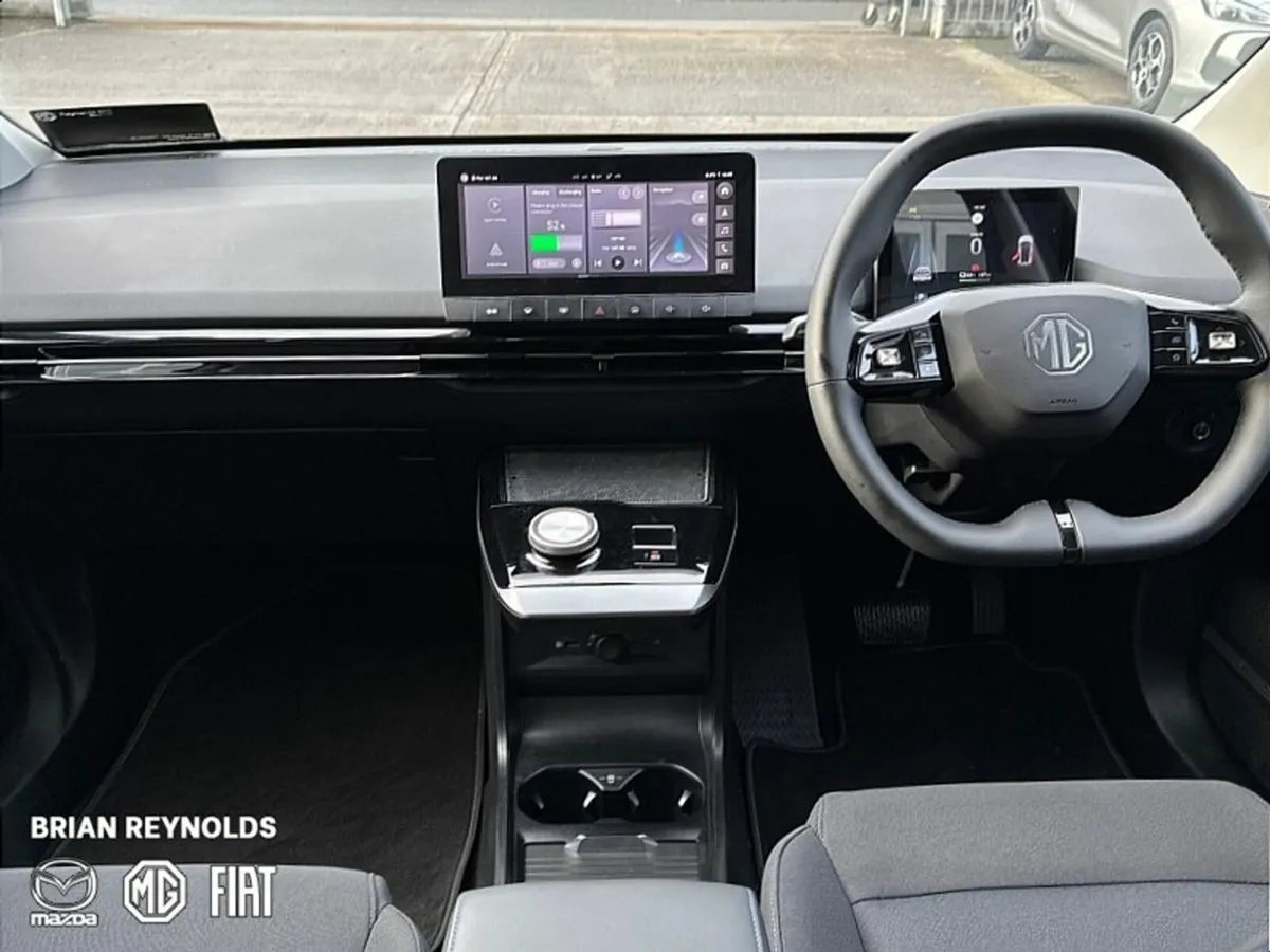 MG MG4 SR Excite (350 Range) - Image 2