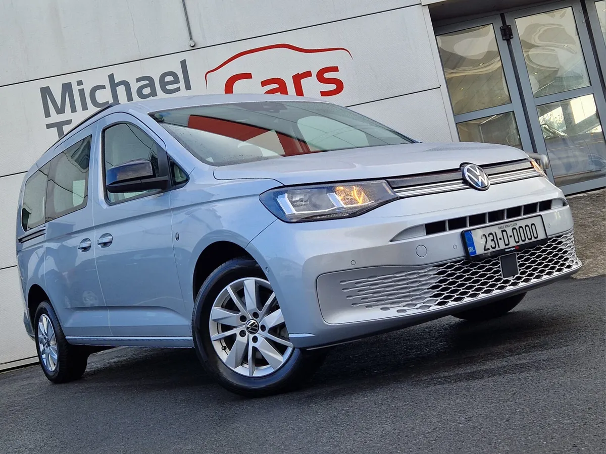 2023 VW Caddy Maxi Life Auto, Wheelchair Access - Image 4