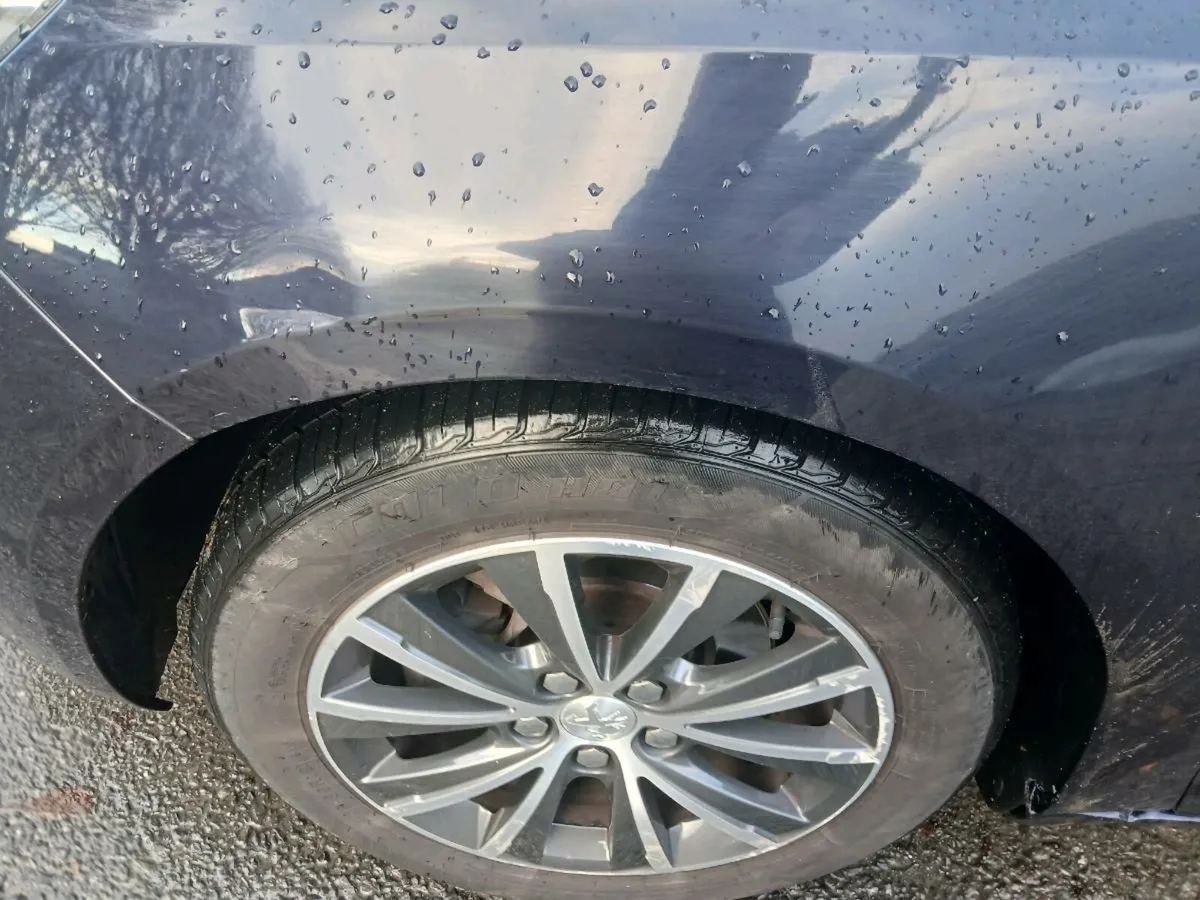 PEUGEOT 308 1.2 (152) AUTOMATIC - Image 3