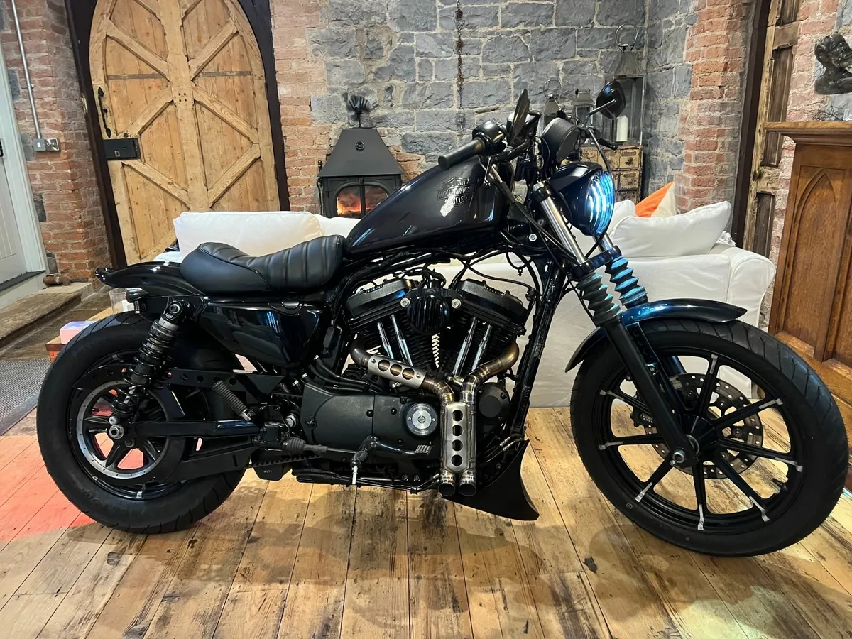 HARLEY DAVIDSON XL 2017 - Image 1