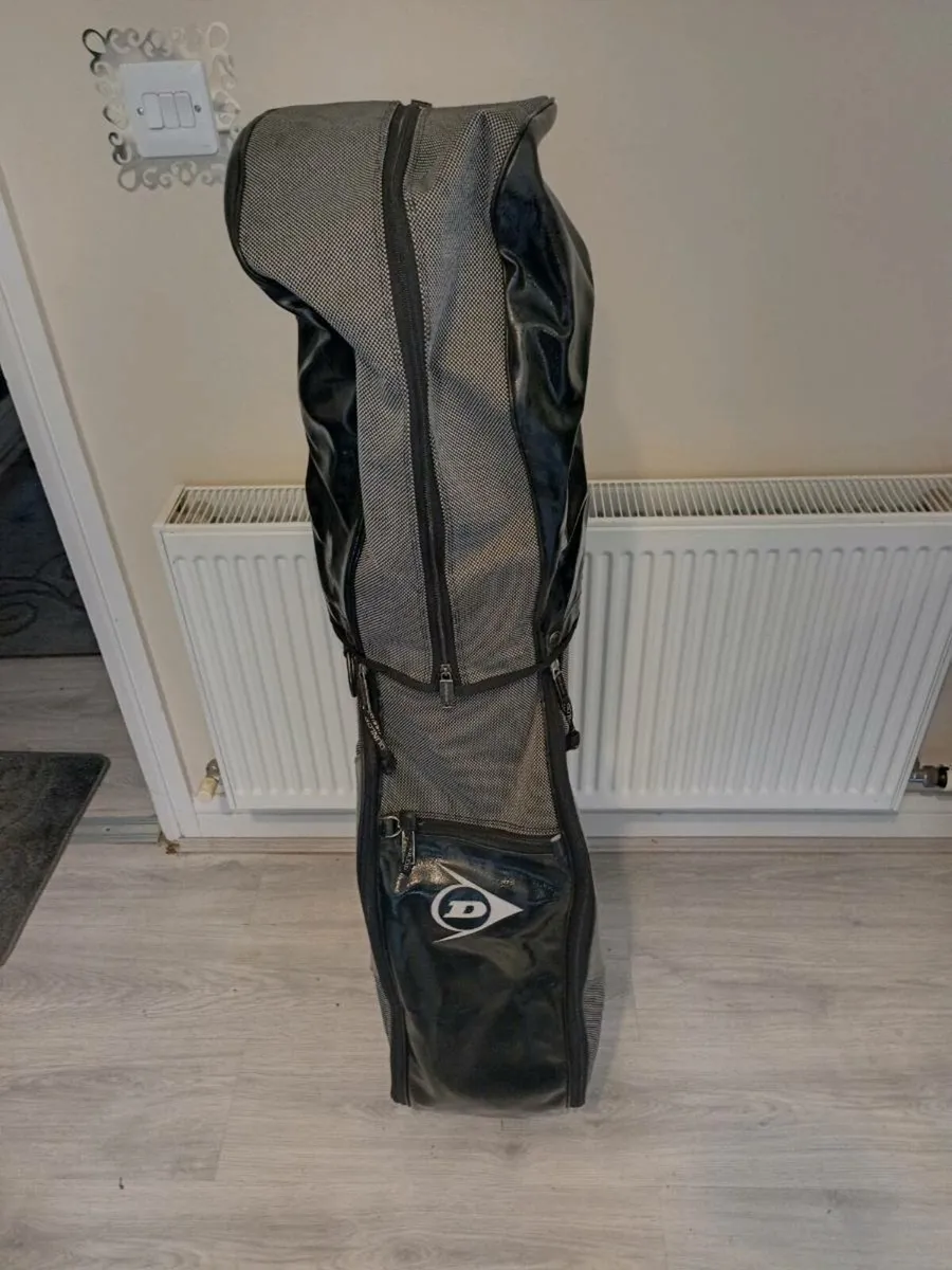 Dunlop water resistant golf bag - Image 3