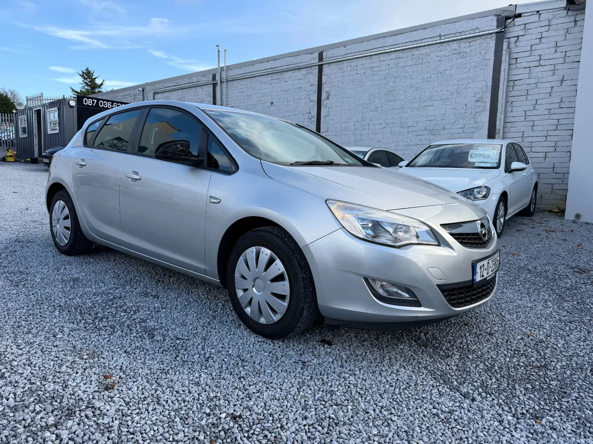 2012 Opel Astra S 1.4i 100PS - Image 1