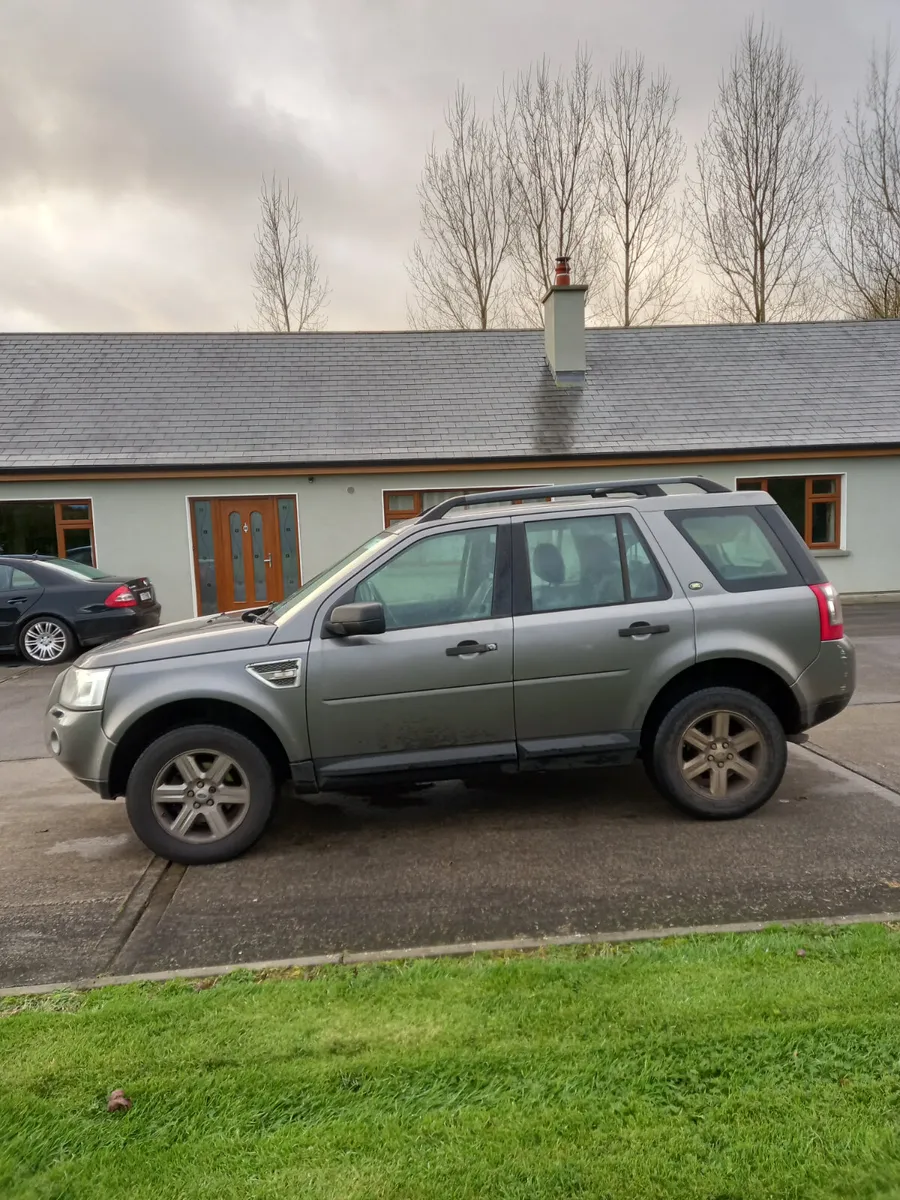 2010 Land Rover Freelander 2.2 Diesel - Image 4