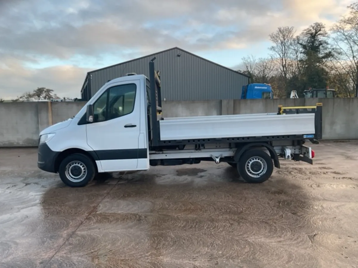 2022 Mercedes Sprinter 315 Progressive Tipper DCI - Image 2
