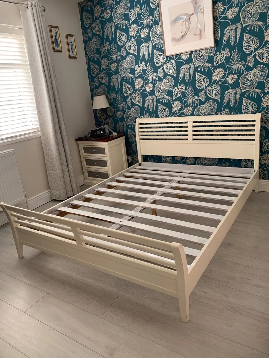 Bed frame king size - Image 1