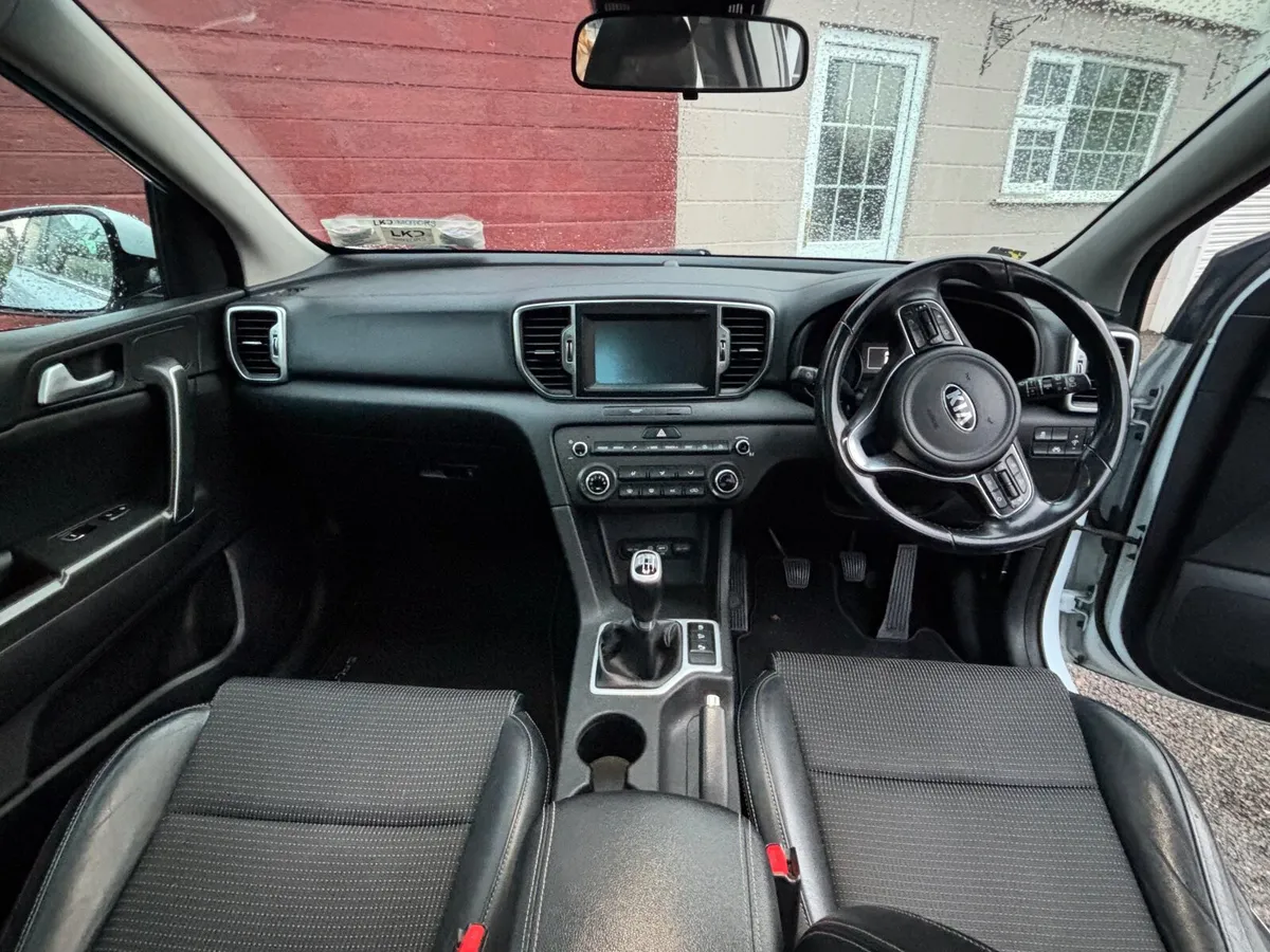 2016 Kia Sportage 1.7 CRDi – Diesel SUV, Manual - Image 2