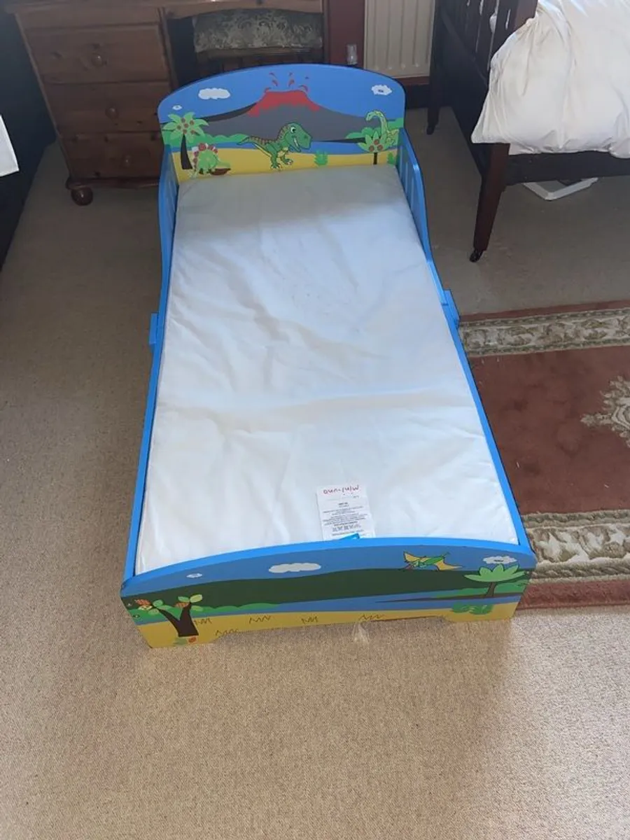 childs bed - Image 1