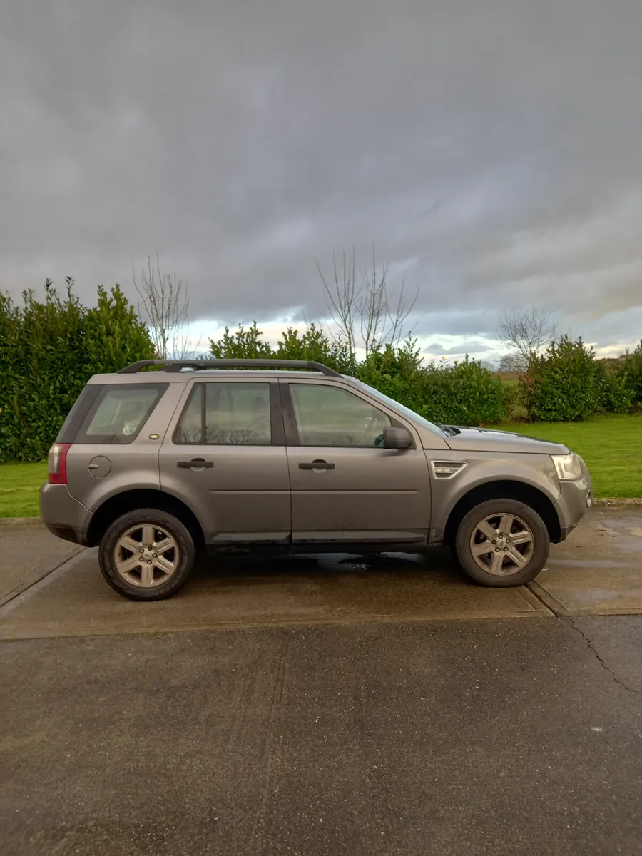 2010 Land Rover Freelander 2.2 Diesel - Image 1
