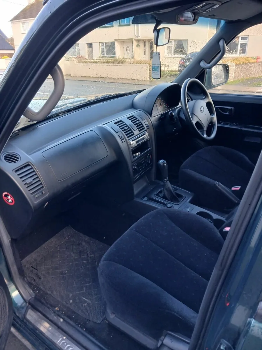 Hyundai Terracan 2005 (Best value 4X4) - Image 4