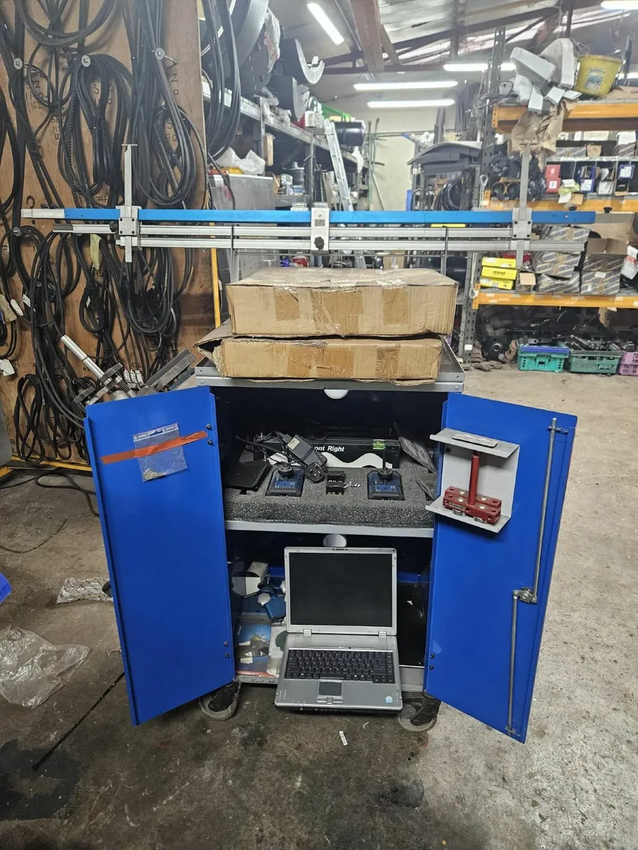 TruckCam wheel alignment system - Image 3