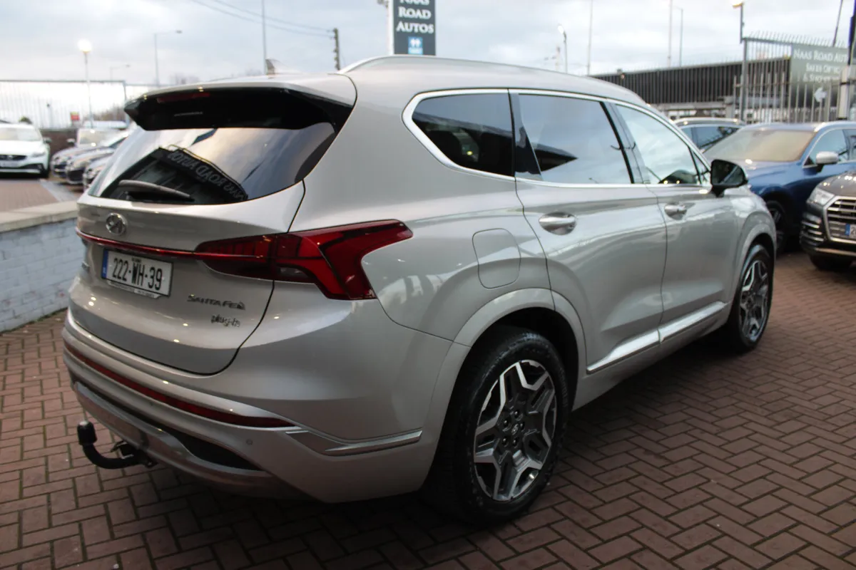 PHEV 5DR AUTO EXECUTIVE PLUS 7 SEATER //STUNNING J - Image 4